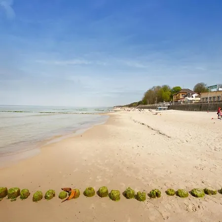 Port Skandynawskie بيت للعطل *